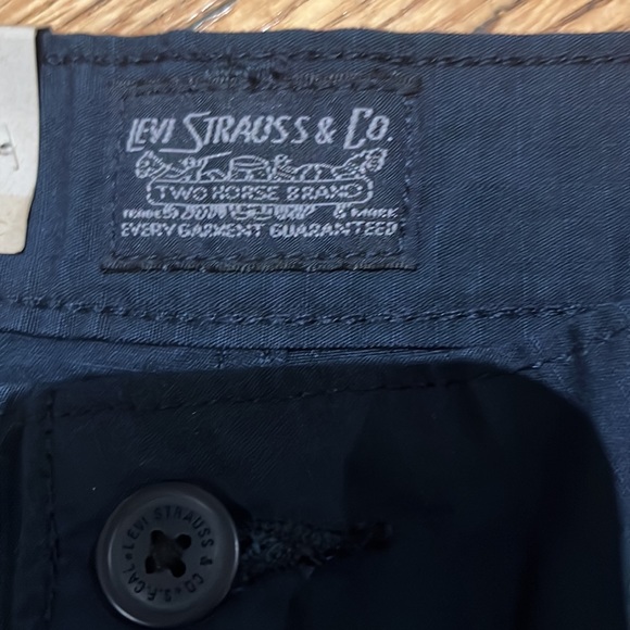 Levi’s Shorts - Picture 11 of 15